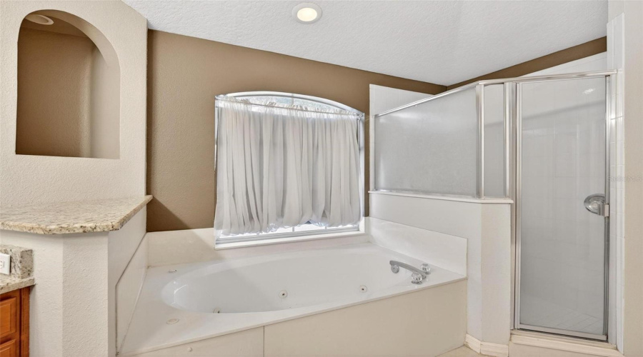 Lake Mary, Florida 32746, 4 Bedroom Bedrooms, ,3 Bathroombathrooms,Residential,For Sale,Pickfair,0,Mfro6389470