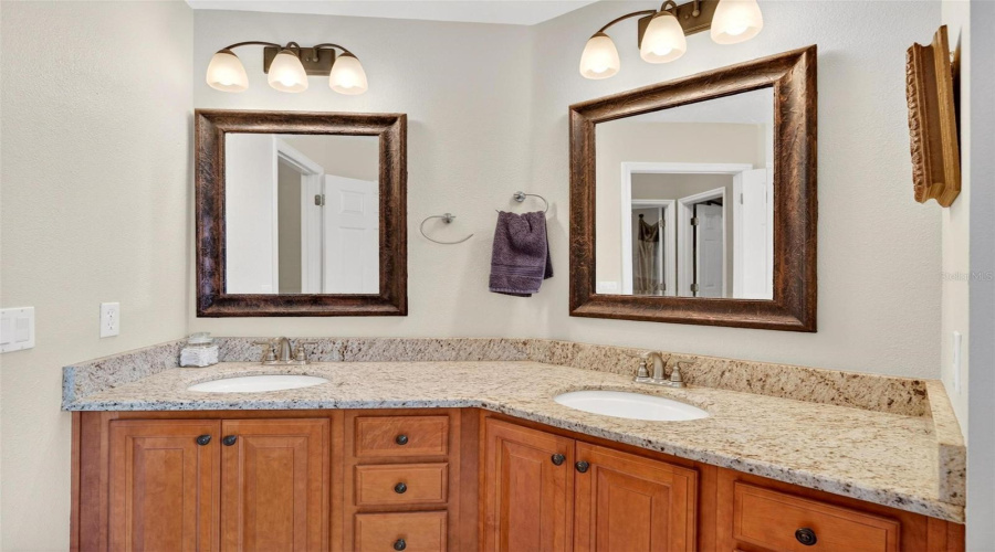 Lake Mary, Florida 32746, 4 Bedroom Bedrooms, ,3 Bathroombathrooms,Residential,For Sale,Pickfair,0,Mfro6389470
