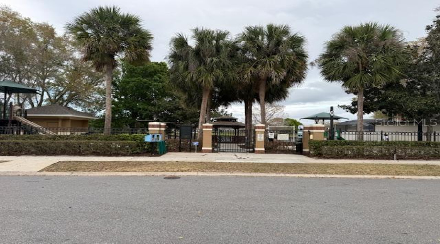 Lake Mary, Florida 32746, 4 Bedroom Bedrooms, ,3 Bathroombathrooms,Residential,For Sale,Pickfair,0,Mfro6389470