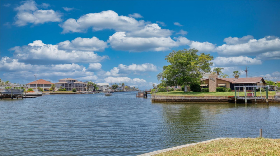 Hernando Beach, Florida 34607, 3 Bedroom Bedrooms, ,3 Bathroombathrooms,Residential,For Sale,4Th Isle,0,Mfrtb8525774