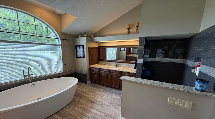 Trinity, Florida 34655, 4 Bedroom Bedrooms, ,3 Bathroombathrooms,Residential,For Sale,Kinsmere,0,Mfrw7884771