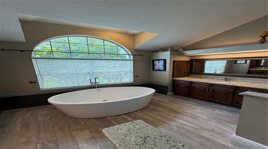 Trinity, Florida 34655, 4 Bedroom Bedrooms, ,3 Bathroombathrooms,Residential,For Sale,Kinsmere,0,Mfrw7884771