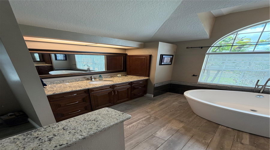 Trinity, Florida 34655, 4 Bedroom Bedrooms, ,3 Bathroombathrooms,Residential,For Sale,Kinsmere,0,Mfrw7884771