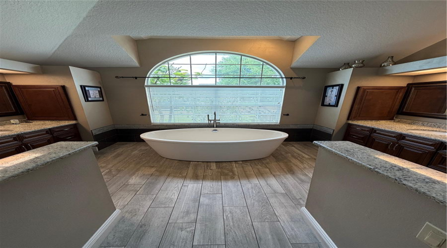 Trinity, Florida 34655, 4 Bedroom Bedrooms, ,3 Bathroombathrooms,Residential,For Sale,Kinsmere,0,Mfrw7884771