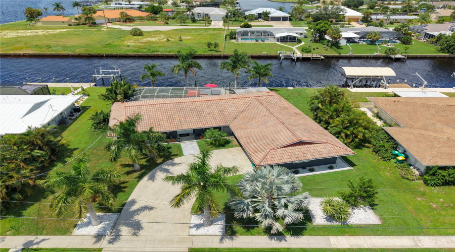 Port Charlotte, Florida 33952, 4 Bedroom Bedrooms, ,3 Bathroombathrooms,Residential,For Sale,Crews,0,Mfrd6148464