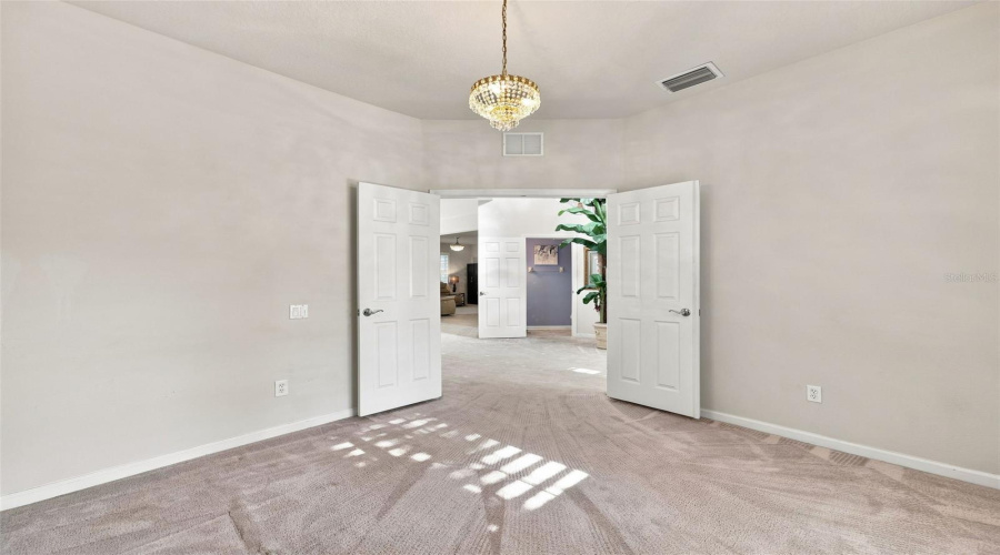 Brooksville, Florida 34604, 4 Bedroom Bedrooms, ,3 Bathroombathrooms,Residential,For Sale,Wake Robin,0,Mfrtb8538773