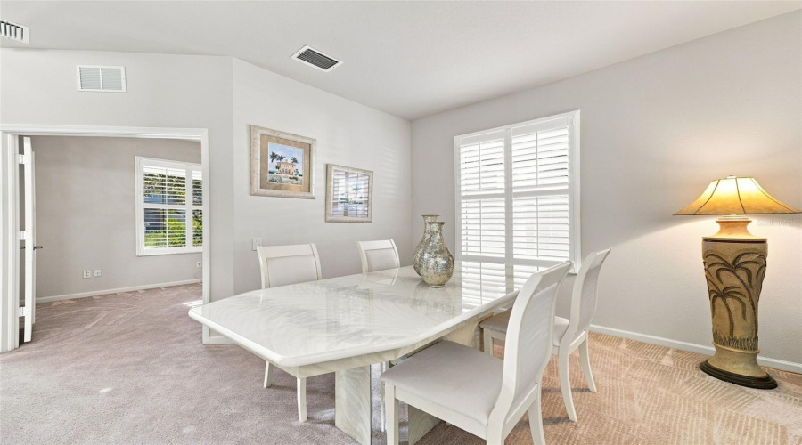 Brooksville, Florida 34604, 4 Bedroom Bedrooms, ,3 Bathroombathrooms,Residential,For Sale,Wake Robin,0,Mfrtb8538773