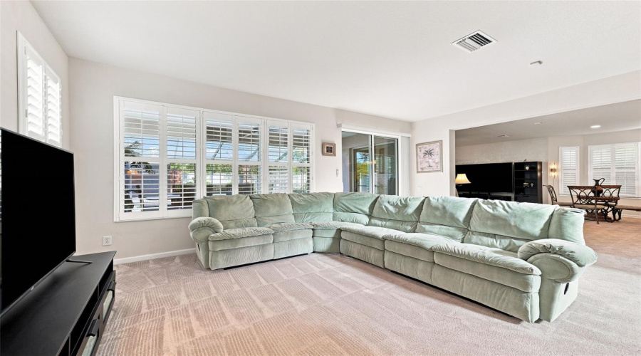 Brooksville, Florida 34604, 4 Bedroom Bedrooms, ,3 Bathroombathrooms,Residential,For Sale,Wake Robin,0,Mfrtb8538773