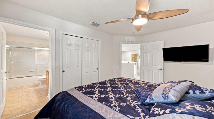Brooksville, Florida 34604, 4 Bedroom Bedrooms, ,3 Bathroombathrooms,Residential,For Sale,Wake Robin,0,Mfrtb8538773