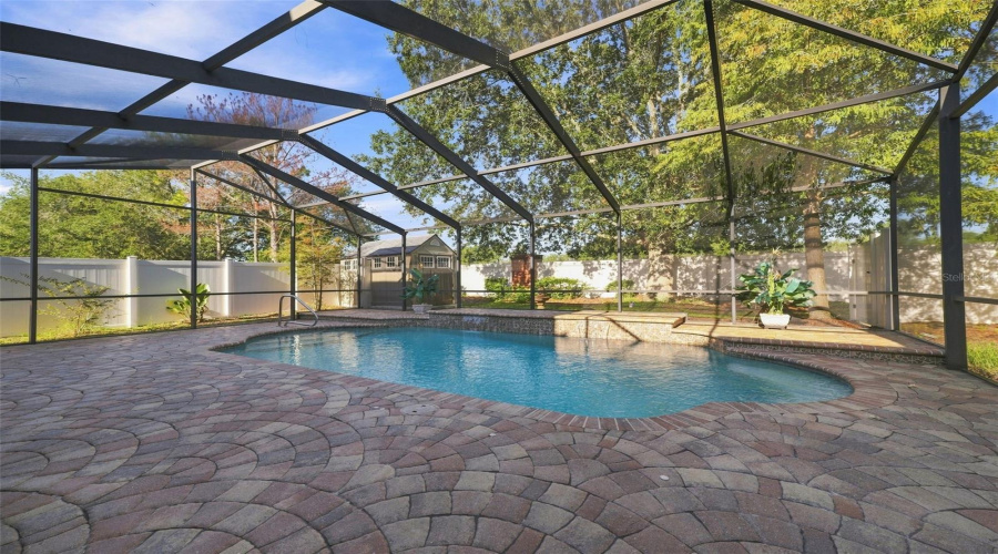 Brooksville, Florida 34604, 4 Bedroom Bedrooms, ,3 Bathroombathrooms,Residential,For Sale,Wake Robin,0,Mfrtb8538773