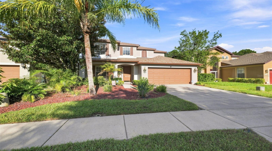 Brooksville, Florida 34604, 4 Bedroom Bedrooms, ,3 Bathroombathrooms,Residential,For Sale,Wake Robin,0,Mfrtb8538773