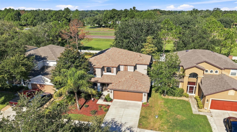 Brooksville, Florida 34604, 4 Bedroom Bedrooms, ,3 Bathroombathrooms,Residential,For Sale,Wake Robin,0,Mfrtb8538773