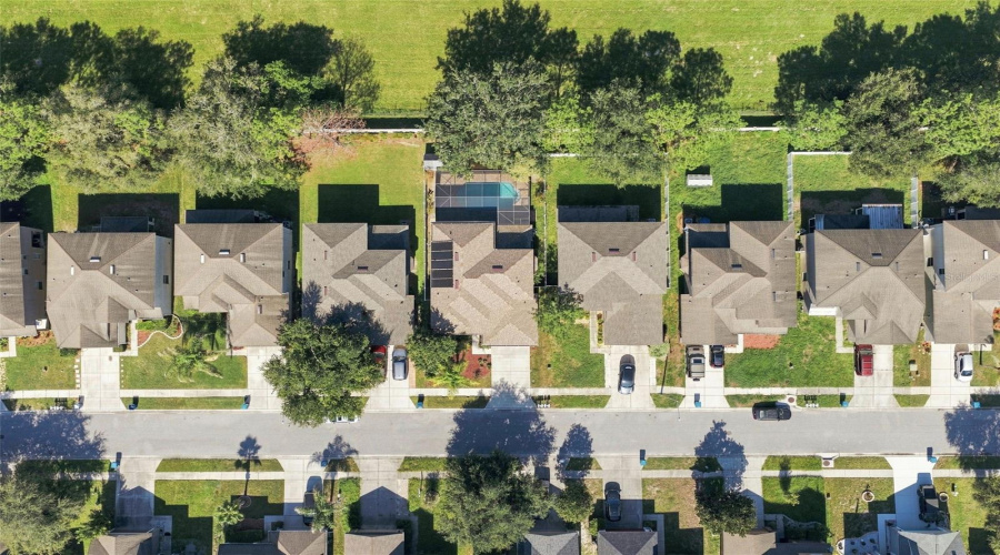 Brooksville, Florida 34604, 4 Bedroom Bedrooms, ,3 Bathroombathrooms,Residential,For Sale,Wake Robin,0,Mfrtb8538773