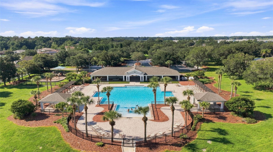 Brooksville, Florida 34604, 4 Bedroom Bedrooms, ,3 Bathroombathrooms,Residential,For Sale,Wake Robin,0,Mfrtb8538773