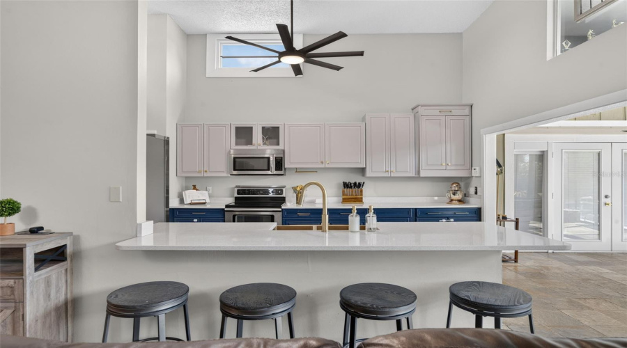 Longwood, Florida 32750, 4 Bedroom Bedrooms, ,3 Bathroombathrooms,Residential,For Sale,Slade,0,Mfro6434529