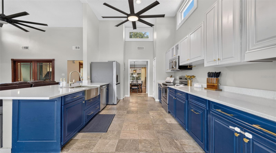 Longwood, Florida 32750, 4 Bedroom Bedrooms, ,3 Bathroombathrooms,Residential,For Sale,Slade,0,Mfro6434529