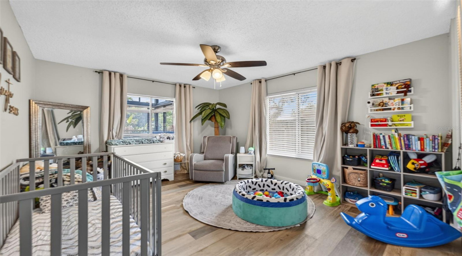 Longwood, Florida 32750, 4 Bedroom Bedrooms, ,3 Bathroombathrooms,Residential,For Sale,Slade,0,Mfro6434529