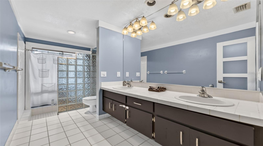 Longwood, Florida 32750, 4 Bedroom Bedrooms, ,3 Bathroombathrooms,Residential,For Sale,Slade,0,Mfro6434529