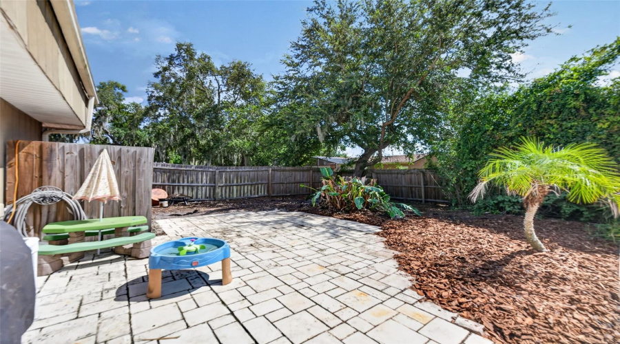 Longwood, Florida 32750, 4 Bedroom Bedrooms, ,3 Bathroombathrooms,Residential,For Sale,Slade,0,Mfro6434529