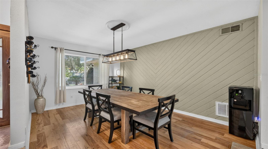 Longwood, Florida 32750, 4 Bedroom Bedrooms, ,3 Bathroombathrooms,Residential,For Sale,Slade,0,Mfro6434529