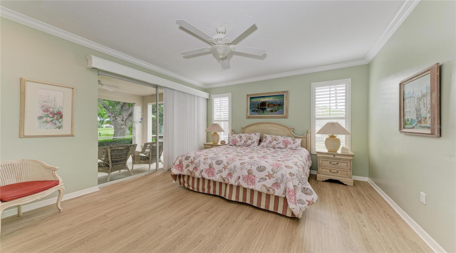 Sarasota, Florida 34238, 2 Bedroom Bedrooms, ,2 Bathroombathrooms,Residential,For Sale,Alamanda,0,Mfra4695839