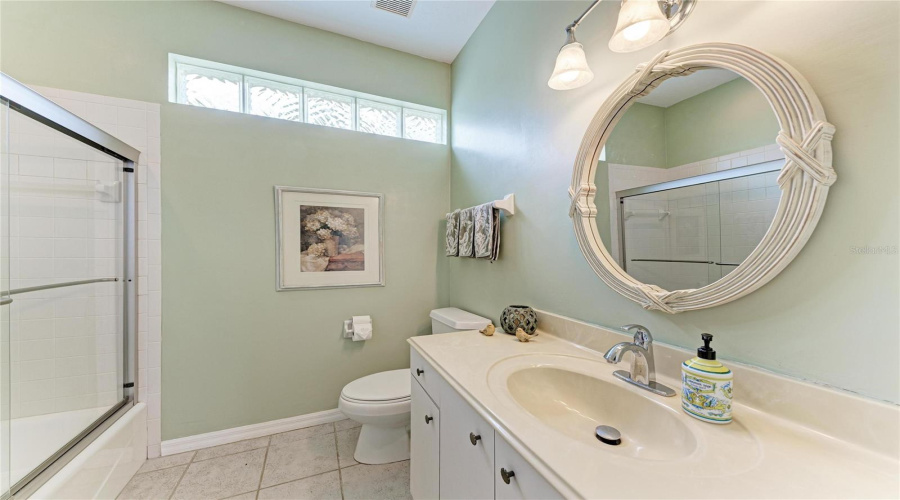 Sarasota, Florida 34238, 2 Bedroom Bedrooms, ,2 Bathroombathrooms,Residential,For Sale,Alamanda,0,Mfra4695839