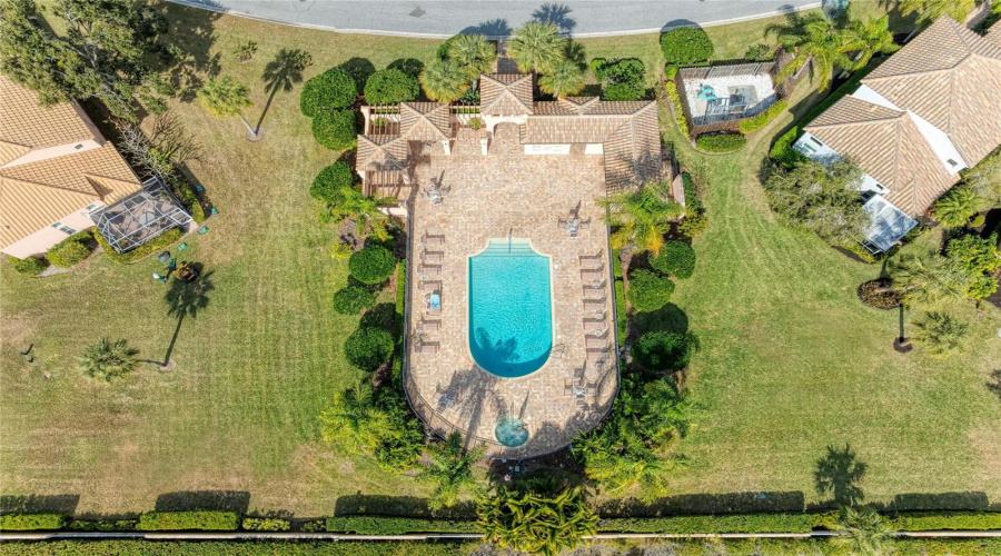 Sarasota, Florida 34238, 2 Bedroom Bedrooms, ,2 Bathroombathrooms,Residential,For Sale,Alamanda,0,Mfra4695839