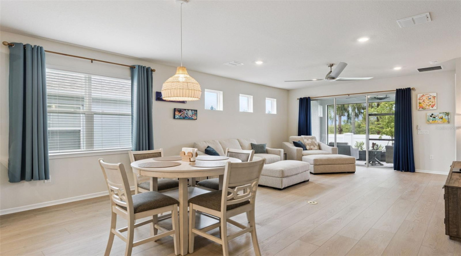 Winter Garden, Florida 34787, 2 Bedroom Bedrooms, ,2 Bathroombathrooms,Residential,For Sale,Gem View,0,Mfro6434476