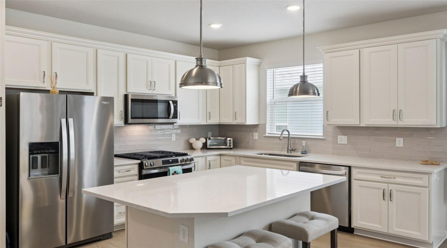 Winter Garden, Florida 34787, 2 Bedroom Bedrooms, ,2 Bathroombathrooms,Residential,For Sale,Gem View,0,Mfro6434476