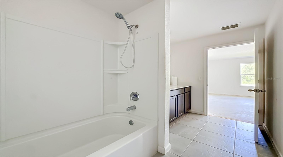 Macclenny, Florida 32063, 3 Bedroom Bedrooms, ,2 Bathroombathrooms,Residential,For Sale,Lake George,0,Mfro6415838