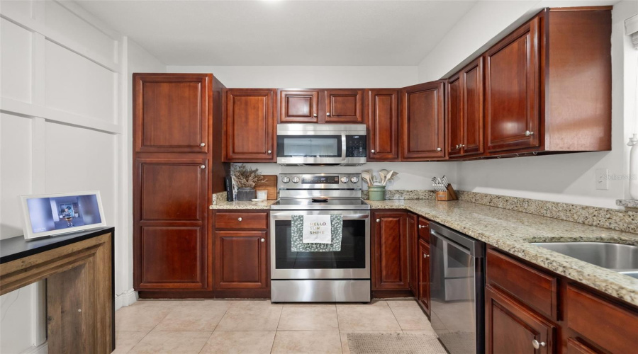 Winter Park, Florida 32789, 3 Bedroom Bedrooms, ,2 Bathroombathrooms,Residential,For Sale,Albert Lee,0,Mfro6435973