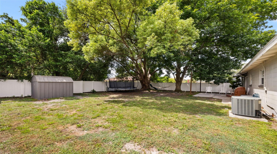 Winter Park, Florida 32789, 3 Bedroom Bedrooms, ,2 Bathroombathrooms,Residential,For Sale,Albert Lee,0,Mfro6435973