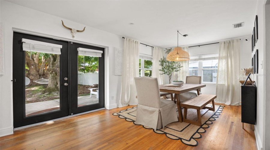 Winter Park, Florida 32789, 3 Bedroom Bedrooms, ,2 Bathroombathrooms,Residential,For Sale,Albert Lee,0,Mfro6435973