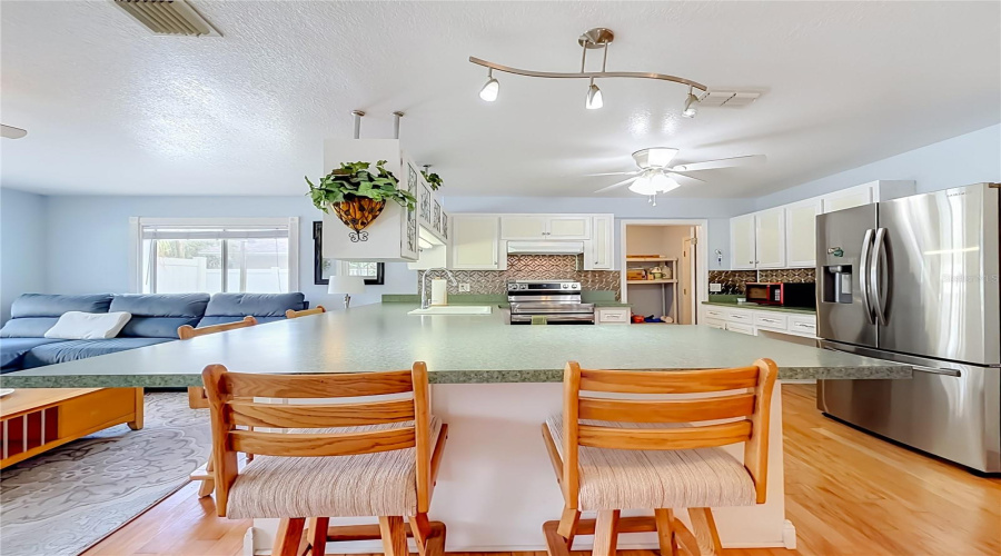 Orlando, Florida 32817, 3 Bedroom Bedrooms, ,2 Bathroombathrooms,Residential,For Sale,Pamlico,0,Mfro6433318