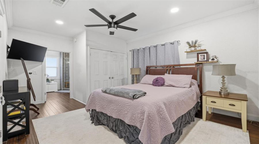 St Petersburg, Florida 33713, 2 Bedroom Bedrooms, ,2 Bathroombathrooms,Residential,For Sale,14Th,0,Mfrtb8510664