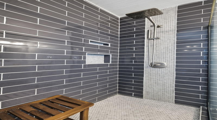 St Petersburg, Florida 33713, 2 Bedroom Bedrooms, ,2 Bathroombathrooms,Residential,For Sale,14Th,0,Mfrtb8510664
