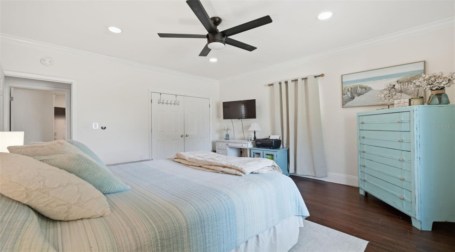 St Petersburg, Florida 33713, 2 Bedroom Bedrooms, ,2 Bathroombathrooms,Residential,For Sale,14Th,0,Mfrtb8510664