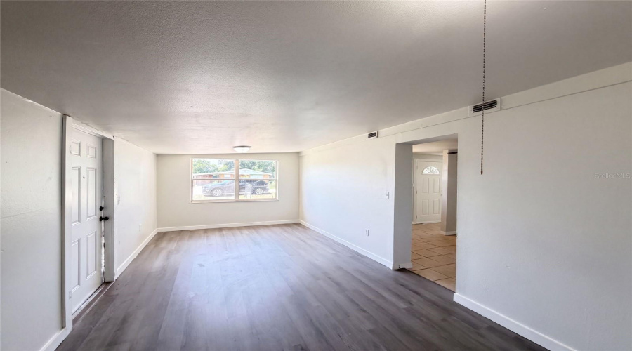 Lake Wales, Florida 33898, 3 Bedroom Bedrooms, ,1 Bathroombathrooms,Residential,For Sale,Bouyer,0,Mfro6434757