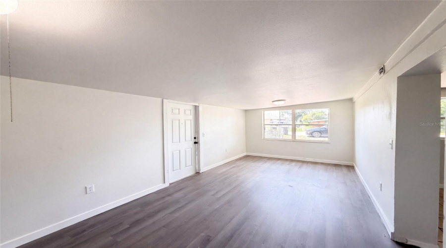 Lake Wales, Florida 33898, 3 Bedroom Bedrooms, ,1 Bathroombathrooms,Residential,For Sale,Bouyer,0,Mfro6434757