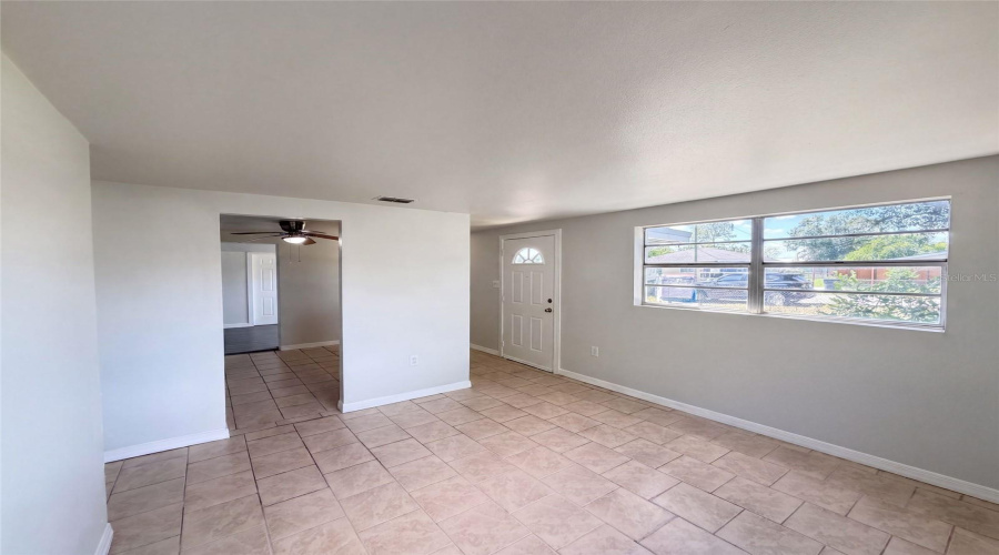 Lake Wales, Florida 33898, 3 Bedroom Bedrooms, ,1 Bathroombathrooms,Residential,For Sale,Bouyer,0,Mfro6434757