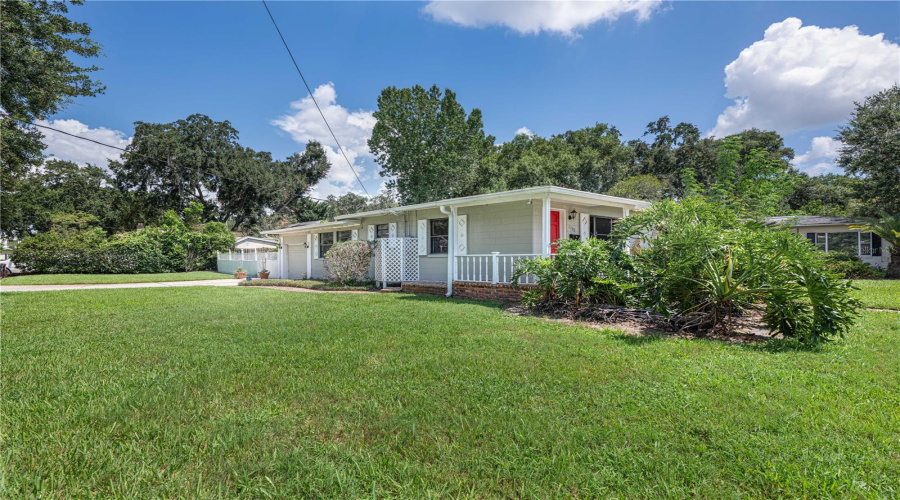 Orlando, Florida 32806, 2 Bedroom Bedrooms, ,2 Bathroombathrooms,Residential,For Sale,Briercliff,0,Mfro6434089