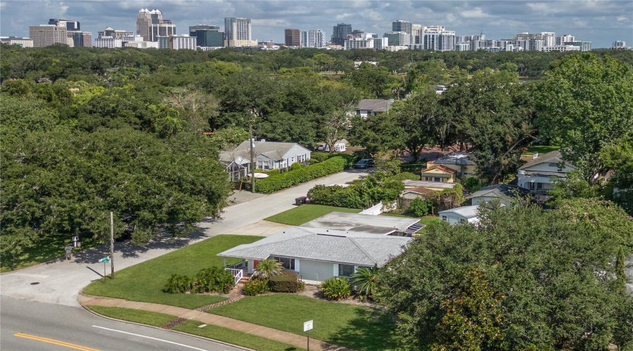 Orlando, Florida 32806, 2 Bedroom Bedrooms, ,2 Bathroombathrooms,Residential,For Sale,Briercliff,0,Mfro6434089