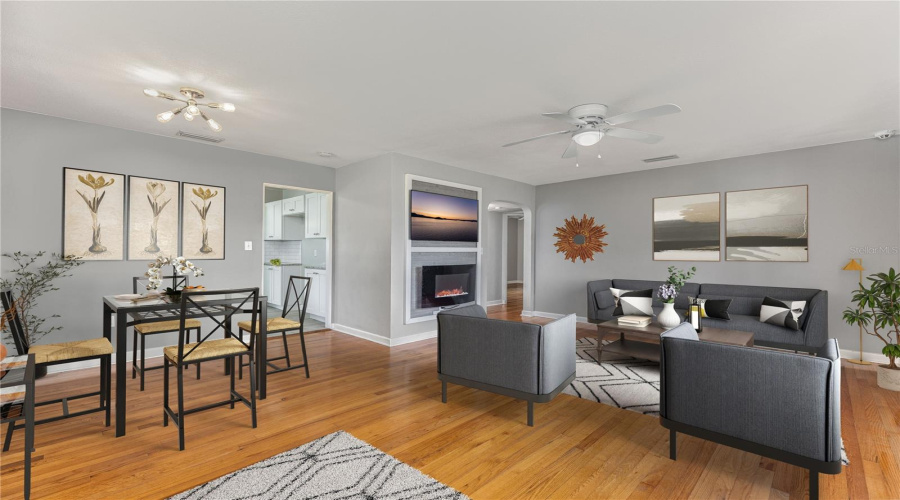 Orlando, Florida 32806, 2 Bedroom Bedrooms, ,2 Bathroombathrooms,Residential,For Sale,Briercliff,0,Mfro6434089