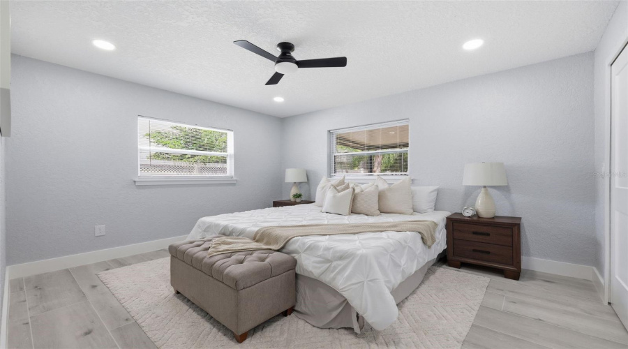St Petersburg, Florida 33703, 4 Bedroom Bedrooms, ,2 Bathroombathrooms,Residential,For Sale,Huntington,0,Mfrtb8464228