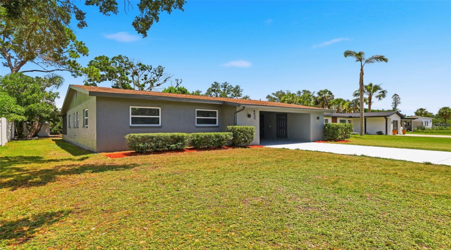 St Petersburg, Florida 33703, 4 Bedroom Bedrooms, ,2 Bathroombathrooms,Residential,For Sale,Huntington,0,Mfrtb8464228