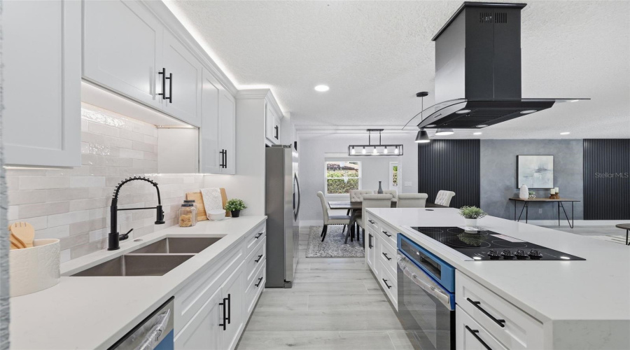 St Petersburg, Florida 33703, 4 Bedroom Bedrooms, ,2 Bathroombathrooms,Residential,For Sale,Huntington,0,Mfrtb8464228