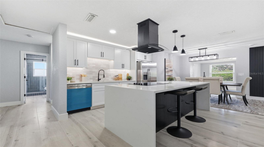 St Petersburg, Florida 33703, 4 Bedroom Bedrooms, ,2 Bathroombathrooms,Residential,For Sale,Huntington,0,Mfrtb8464228