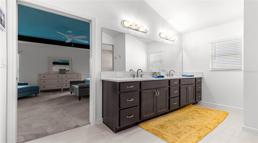 The Villages, Florida 32163, 3 Bedroom Bedrooms, ,3 Bathroombathrooms,Residential,For Sale,Maynard,0,Mfrg5115670