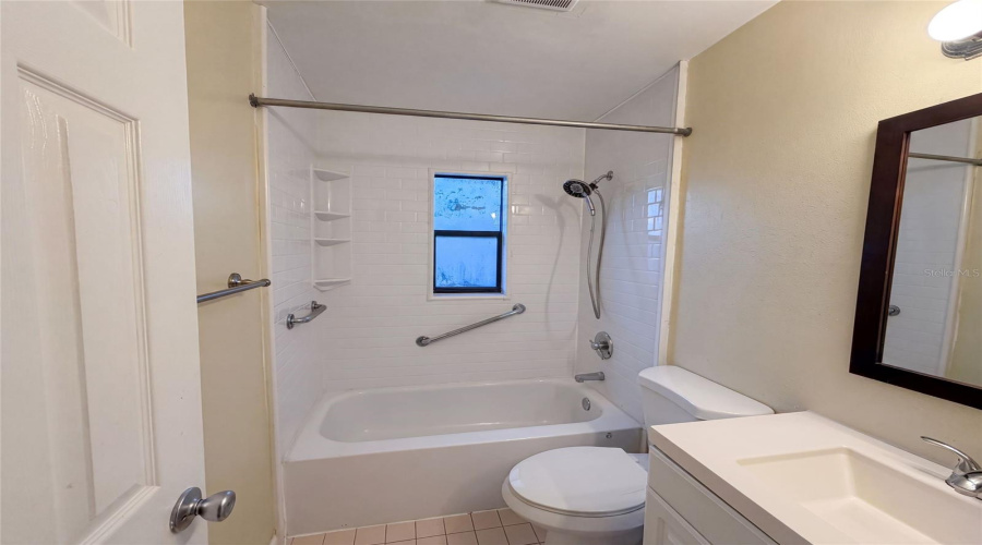 Apopka, Florida 32703, 3 Bedroom Bedrooms, ,1 Bathroombathrooms,Residential,For Sale,Virginia,0,Mfro6420452