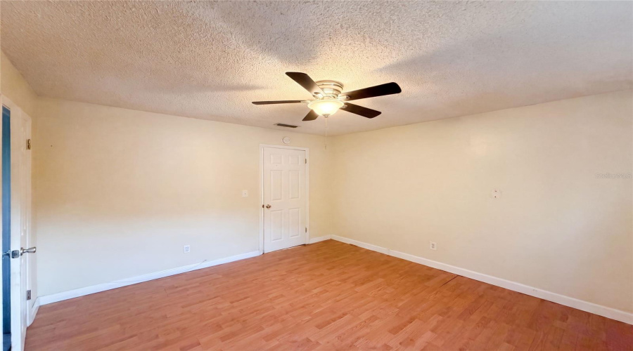 Apopka, Florida 32703, 3 Bedroom Bedrooms, ,1 Bathroombathrooms,Residential,For Sale,Virginia,0,Mfro6420452
